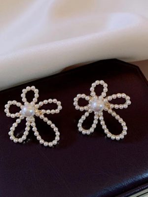 Korean Pearls Flower Earrings