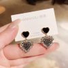 Dazzing Black Heart Earrings