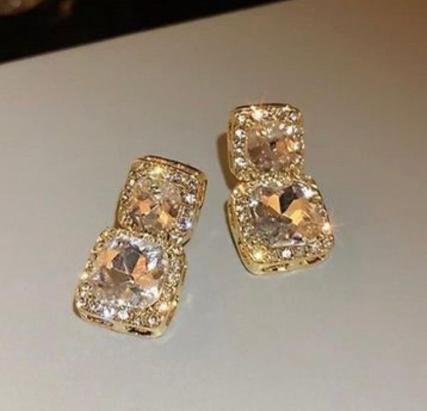 Shining Crystal Drop Earrings