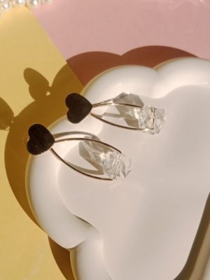 Heart-shaped drop earrings gold-toned