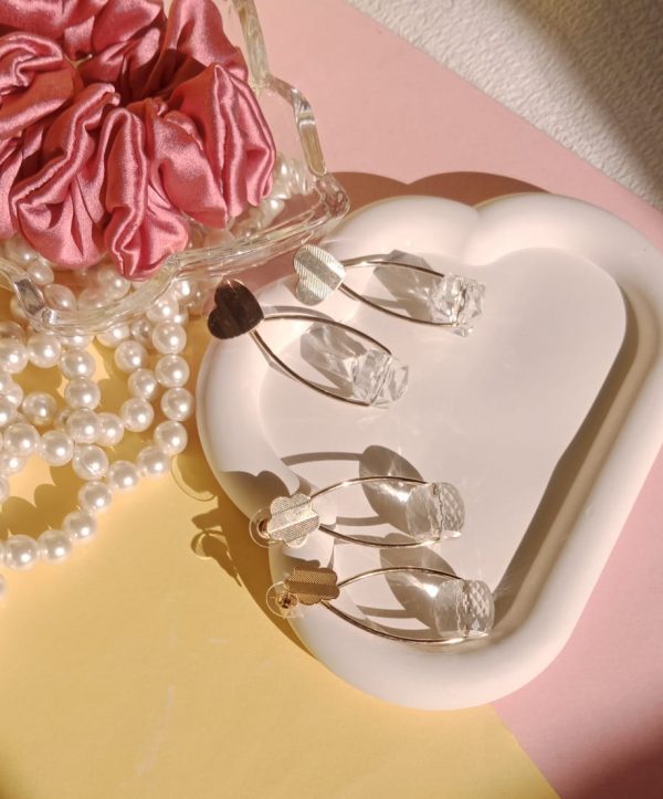 Heart-shaped drop earrings gold-toned