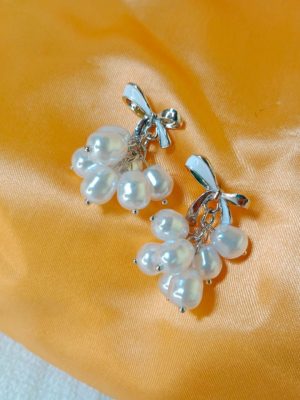 Bows Pearls Earring Stillness